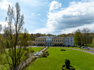 Schloss Mecklenburg Vorpommern: Ein Juwel zwischen Stralsund, Rostock und dem Darß, 18334 Semlow, Schloss