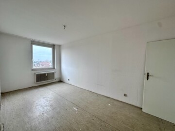 Renovierte Etagenwohnung in Hamburg-Jenfeld zu mieten! - Bild
