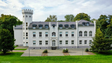 Außenansicht - 1-Zimmer "großes Schloss Studio" – Kapitalanlage mit emotionaler Rendite im Schloss Hohendorf