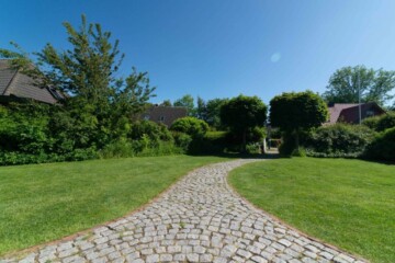 sehr gepflegter, großer Garten - in Süd-Ausrichtung - - Top ausgestattetes Friesenhaus bei St. Peter-Ording – ideal als Feriendomizil oder Zweitwohnsitz