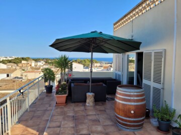 Terrasse - Penthouse mit großer Terrasse und traumhaften Panorama-Meer-Blick