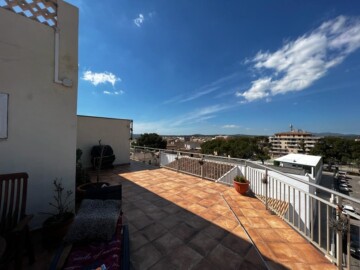 Terrasse - Penthouse mit großer Terrasse und traumhaften Panorama-Meer-Blick