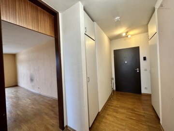 Schöne 2-Zimmer--Wohnung in Hamburg-Rahlstedt zu mieten! - Flur/Beispiel