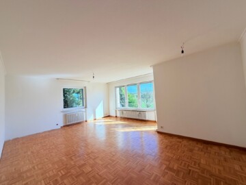 Wohnraum I - Schöne 4-Zimmer-Wohnung mit Weitblick in Oststeinbek-Havighorst zu kaufen!