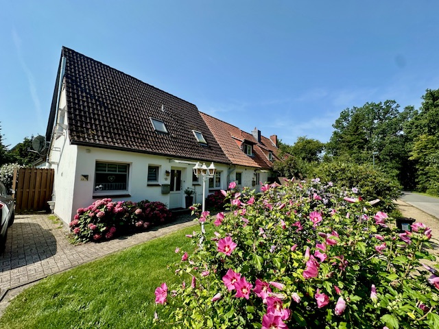 Titelbild - Willkommen in Ihrem neuen großzügigen Zuhause in Bliestorf!